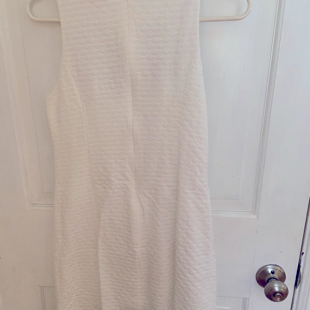 Lilly Pulitzer - Picture 2 of 2